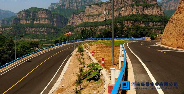 高速路波形丝瓜官网入口污.jpg
