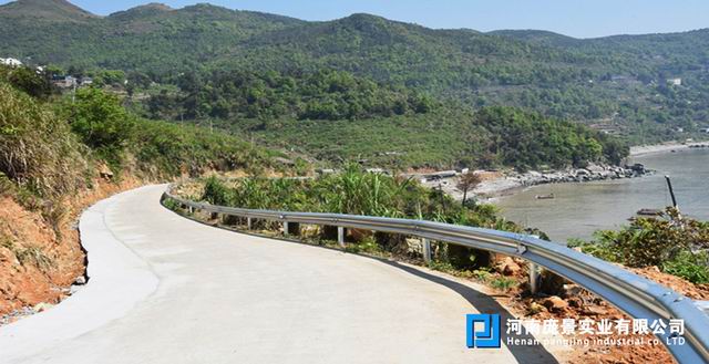 乡村公路波形丝瓜官网入口污.jpg