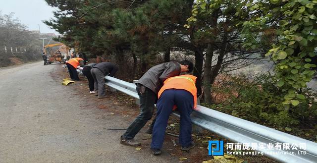 农村路波形丝瓜官网入口污.jpg