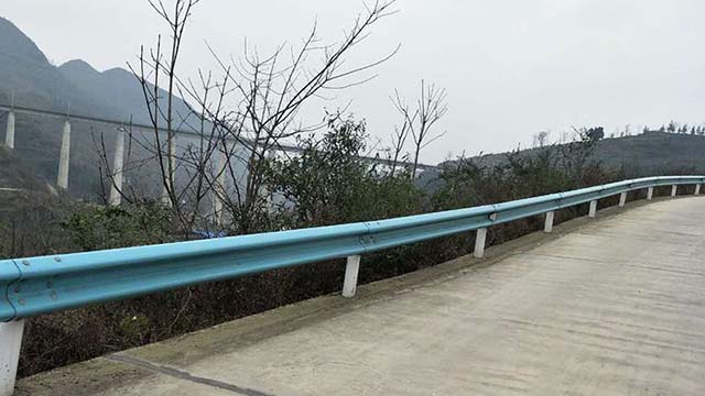 乡村公路丝瓜官网入口污.jpg