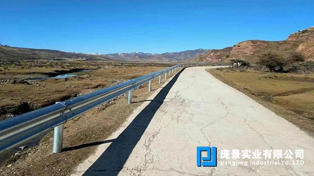 乡村公路丝瓜官网入口污.jpg