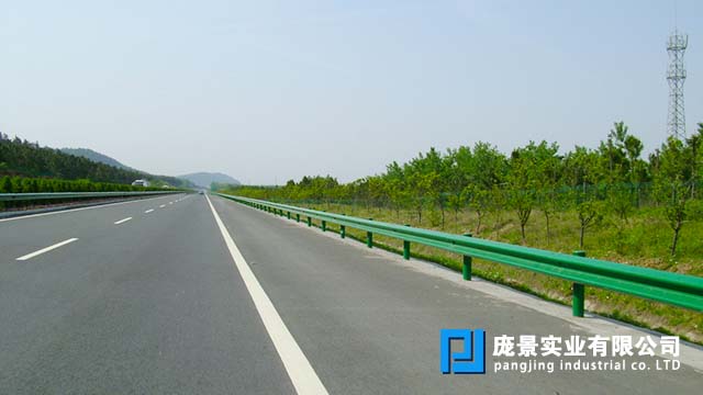 高速公路波形丝瓜官网入口污.jpg